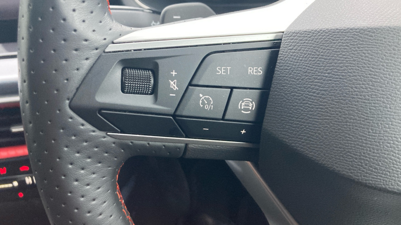 SEAT Arona 1.0 TSI 110 FR Sport 5dr DSG Petrol Hatchback